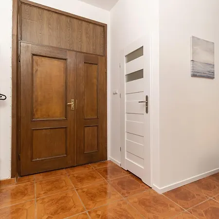 4 Floor Studio City Center By Renters Breslavia
