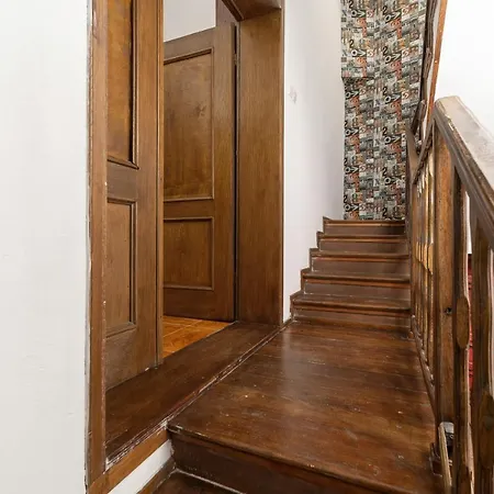 4 Floor Studio City Center By Renters