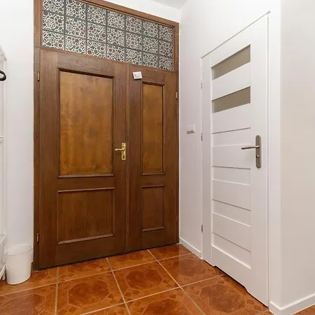 Appartamento 4 Floor Studio City Center By Renters *