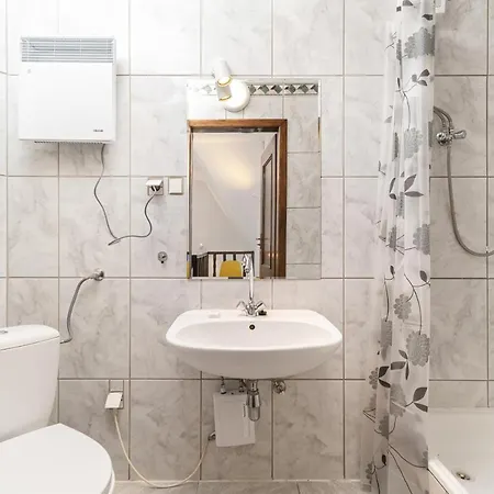 Appartamento 4 Floor Studio City Center By Renters