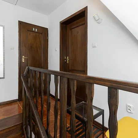 Appartamento 4 Floor Studio City Center By Renters *