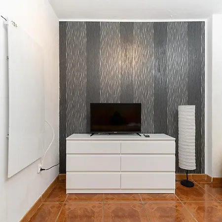 4 Floor Studio City Center By Renters Appartamento